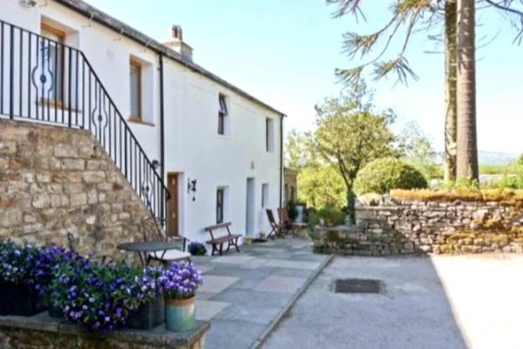 Cosy 3 Bed Cottage Near 3 Peaks - Log Burner & Aga Bentham Eksteriør billede